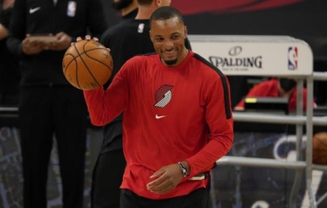 星空娱乐-开拓者三后卫迎战掘金 鲍威尔或扮演奇兵角色